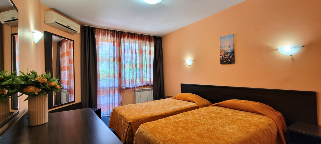 twin room hotel biju